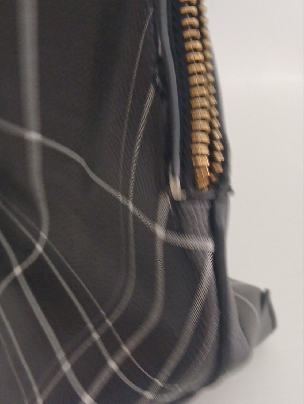 A New Day Plaid Dome Satchel - Picture 6 of 9